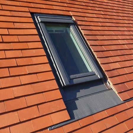 Picture for category Roof Windows