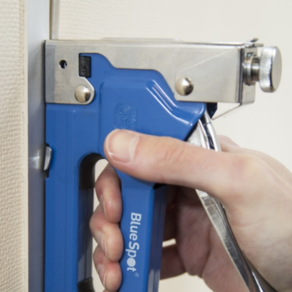 C L Jones. BLUESPOT HEAVY DUTY 3-WAY STAPLE GUN